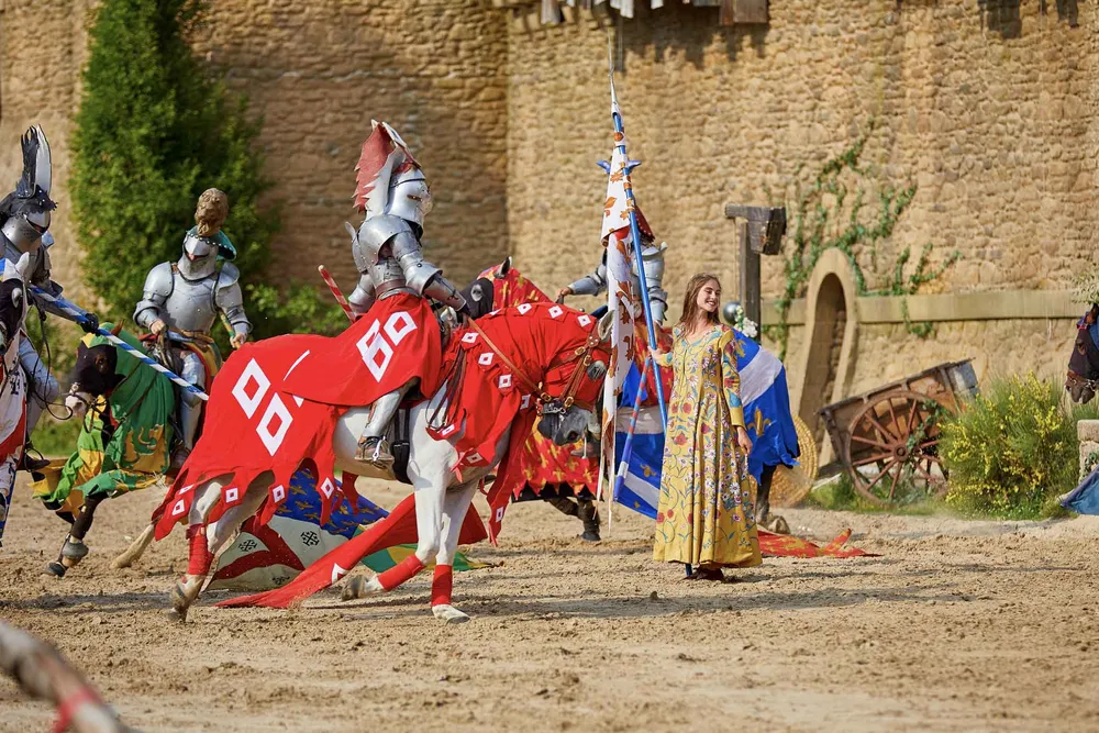 spectacle secret de la lance puy du fou