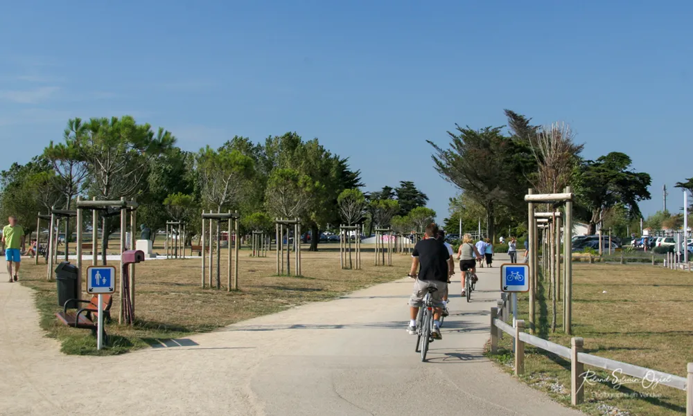 Pistes cyclables saint gilles croix de vie
